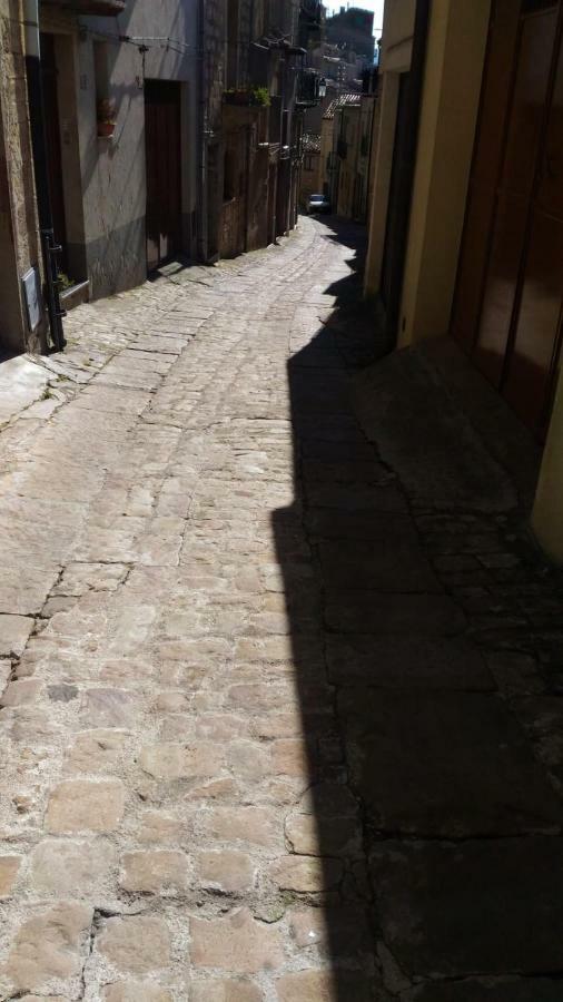 La Nicchia Di Gangi Daire Dış mekan fotoğraf